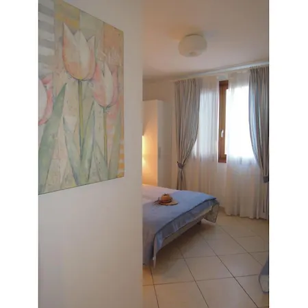 Διαμέρισμα Spacious With Terraces And Fireplace Μπιμπιόνε