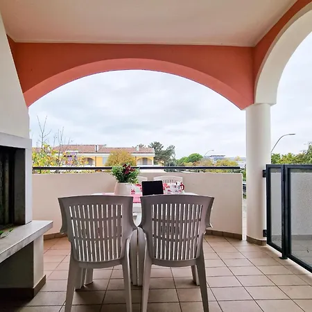 Spacious With Terraces And Fireplace Διαμέρισμα