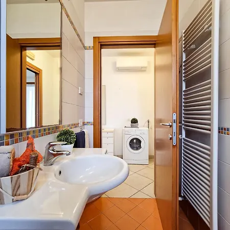 Spacious With Terraces And Fireplace * Μπιμπιόνε